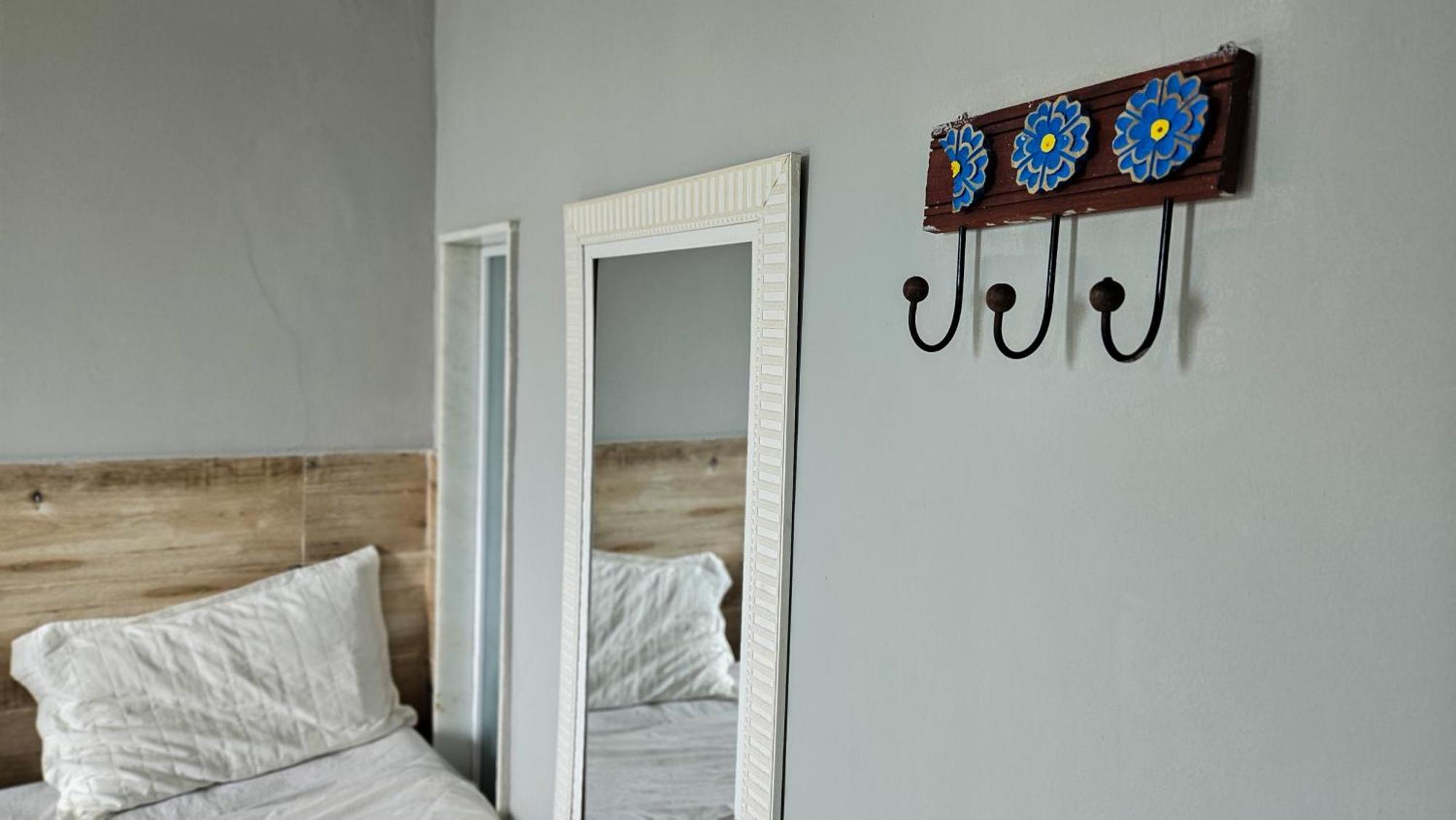 Bella Vista Ocean View Hotel Armacao dos Buzios Exterior photo A wall-mounted coat rack